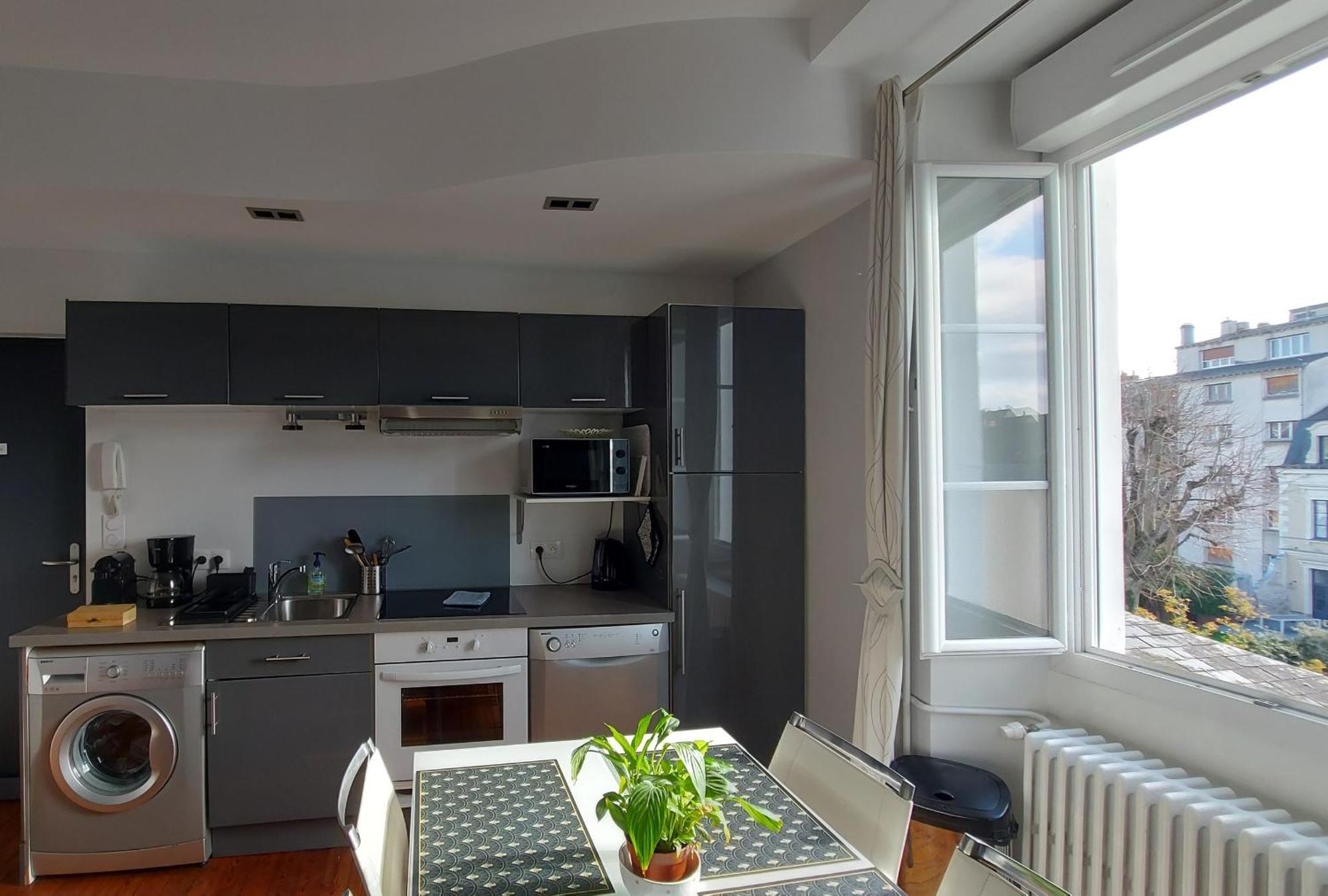 Les Suites Angevines 昂热 外观 照片