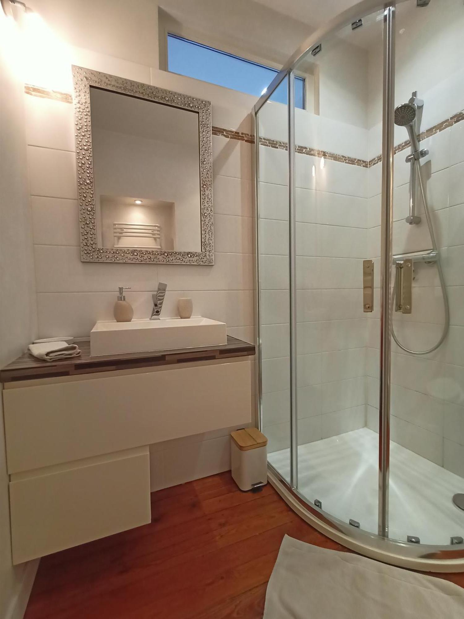 Les Suites Angevines 昂热 外观 照片